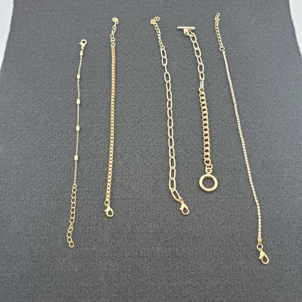 Set of 5 gold plated bracelets